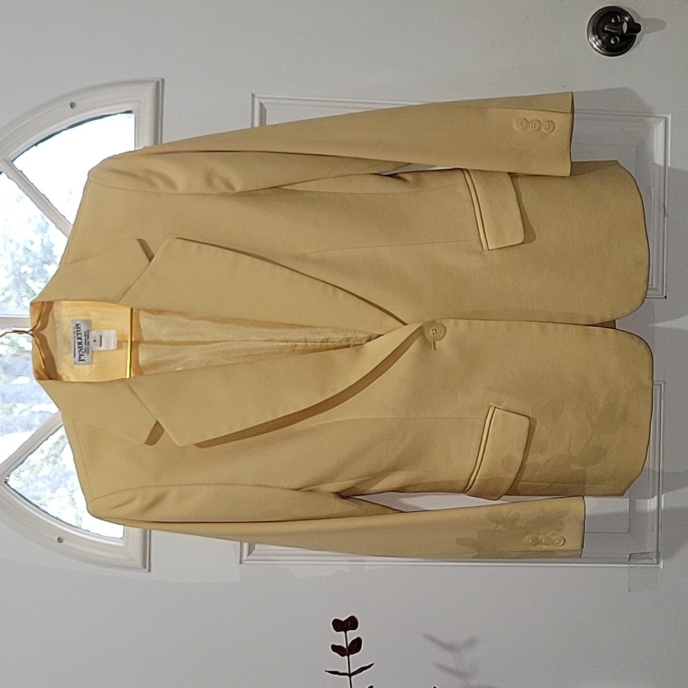 Pendleton Pale Yellow Single-Button Blazer Size 4 - image 2